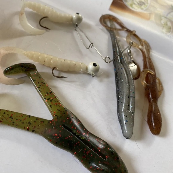 New Lot 5 pcs Kinds of Fishing Lures Crankbaits Hooks Minnow Baits frogs soft - Picture 4 of 5